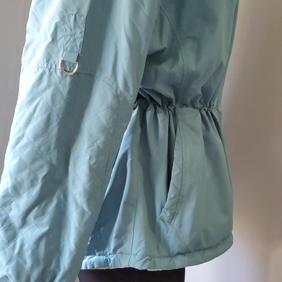 Baby Blue Puffer Jacket (fleece Filling) - Picture 6 of 7
